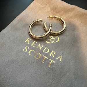 Kendra Scott Colette Hoop Earrings in Gold
